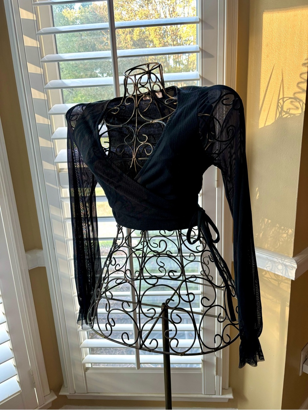 Blue Blush Mesh Black Ribbed Tie Top